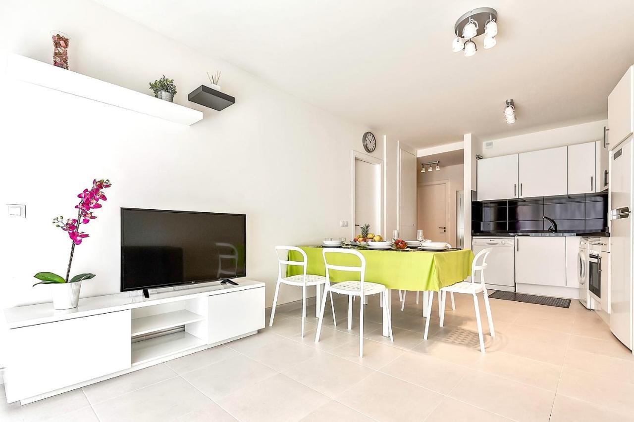 Hortensia Suites Apartments ,Los Cristianos Los Cristianos  Exterior photo