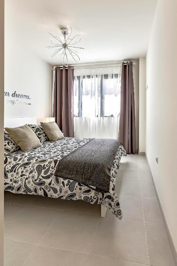 Hortensia Suites Apartments ,Los Cristianos Los Cristianos  Exterior photo