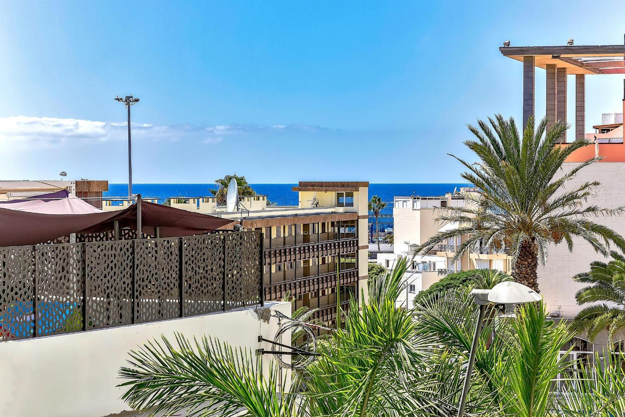Hortensia Suites Apartments ,Los Cristianos Los Cristianos  Exterior photo